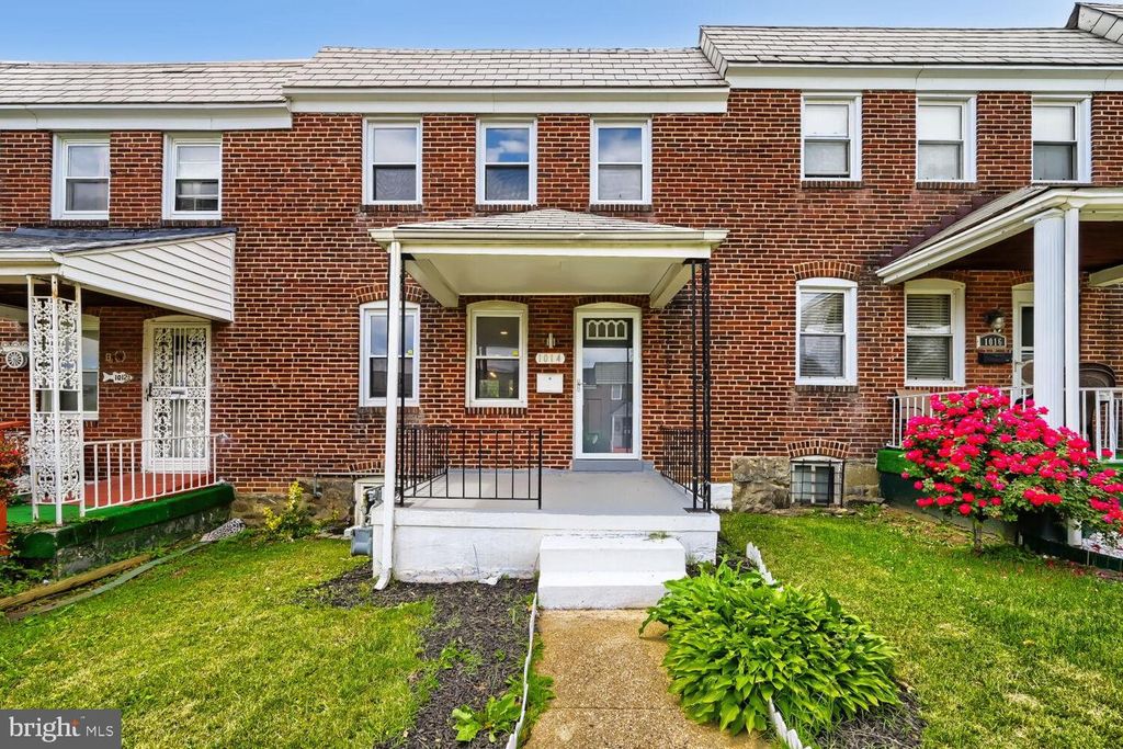 Image 3 of property listing at 1014 LYNDHURST ST, Baltimore, MD 21229