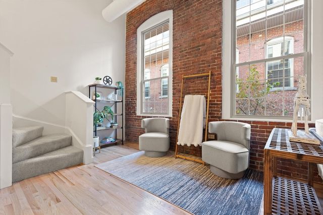 12 Brookside Rd 28, Westford, MA 01886