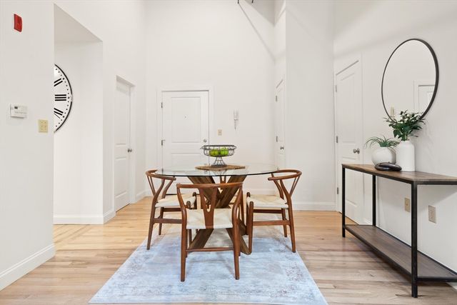 12 Brookside Rd 28, Westford, MA 01886