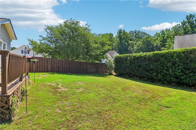 105 Woodbrooke Court, Fayetteville, GA 30214
