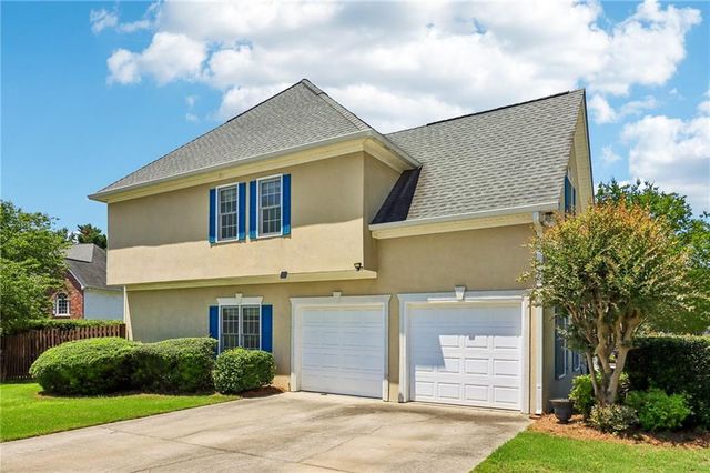 105 Woodbrooke Court, Fayetteville, GA 30214
