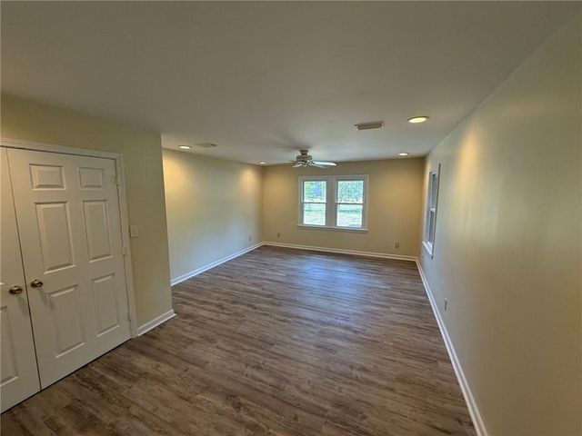 5011 Highcrest Drive, Mobile, AL 36693