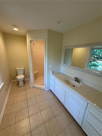 5011 Highcrest Drive, Mobile, AL 36693