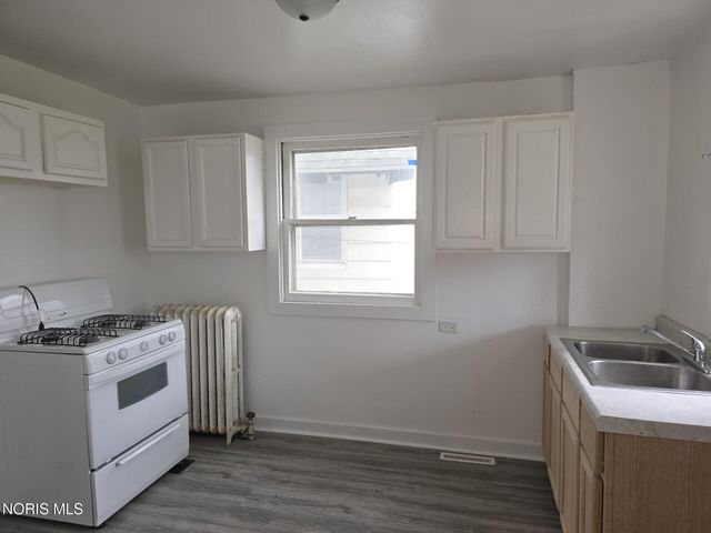 1336 E Broadway Street, Toledo, OH 43605