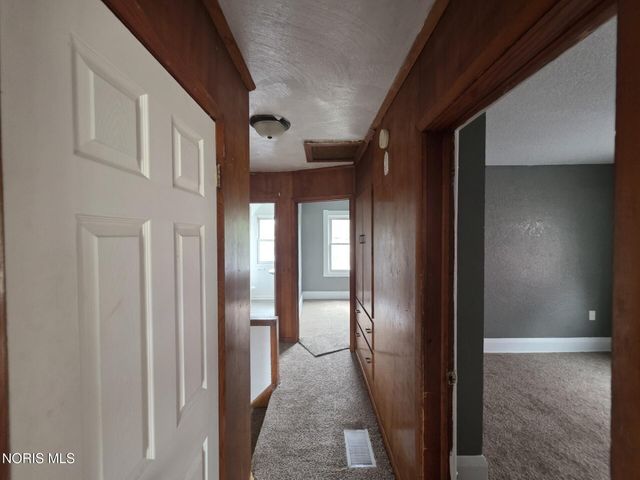 1336 E Broadway Street, Toledo, OH 43605