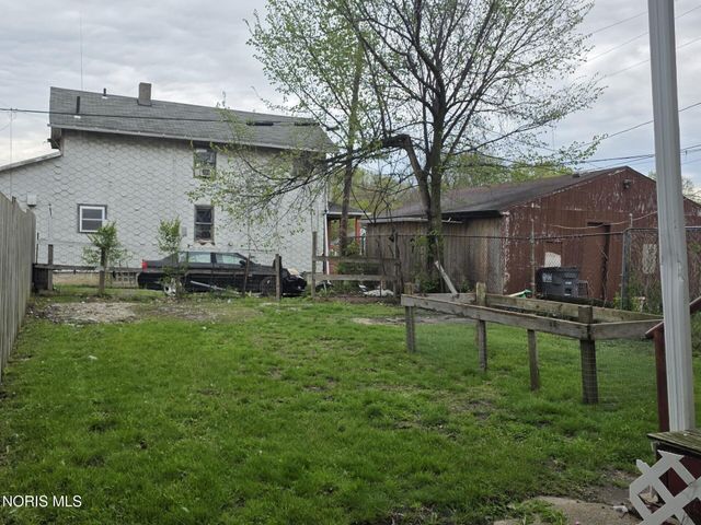 1336 E Broadway Street, Toledo, OH 43605