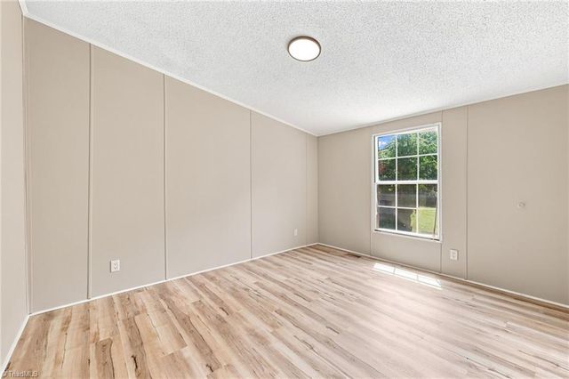 1200 Blue Ridge Lane, Sandy Ridge, NC 27046