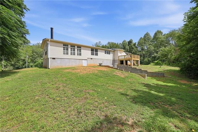 1200 Blue Ridge Lane, Sandy Ridge, NC 27046