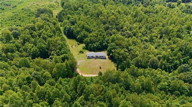 1200 Blue Ridge Lane, Sandy Ridge, NC 27046