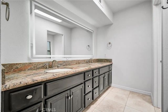 5733 E Stillwater Avenue 2, Orange, CA 92869