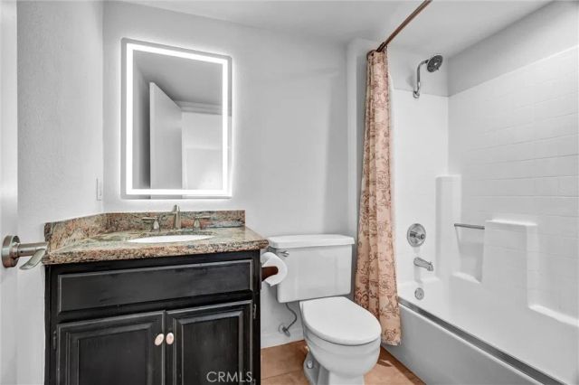 5733 E Stillwater Avenue 2, Orange, CA 92869