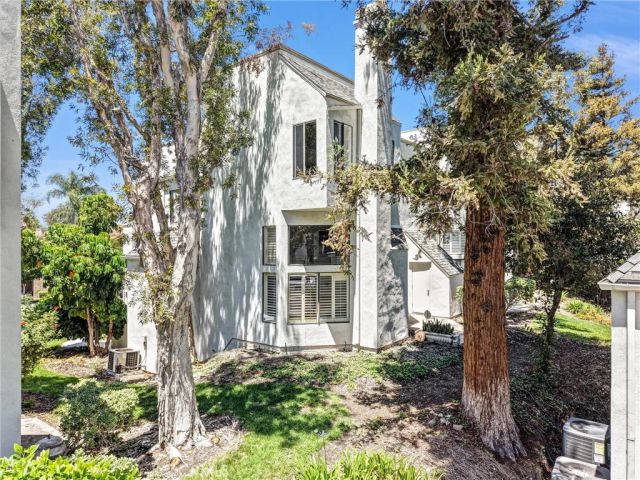 5733 E Stillwater Avenue 2, Orange, CA 92869