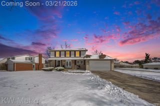 29370 Stellamar Drive, Southfield, MI 48076
