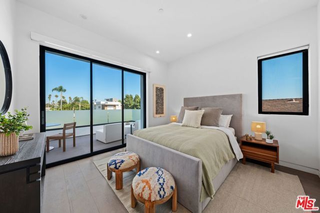 1609 N Stanley Avenue, Los Angeles, CA 90046