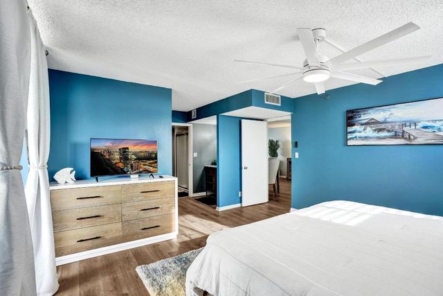 300 Ocean Trail Way 410, Jupiter, FL 33477