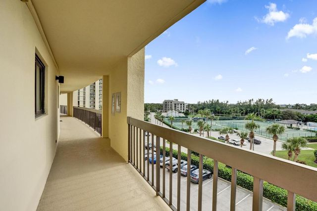 300 Ocean Trail Way 410, Jupiter, FL 33477