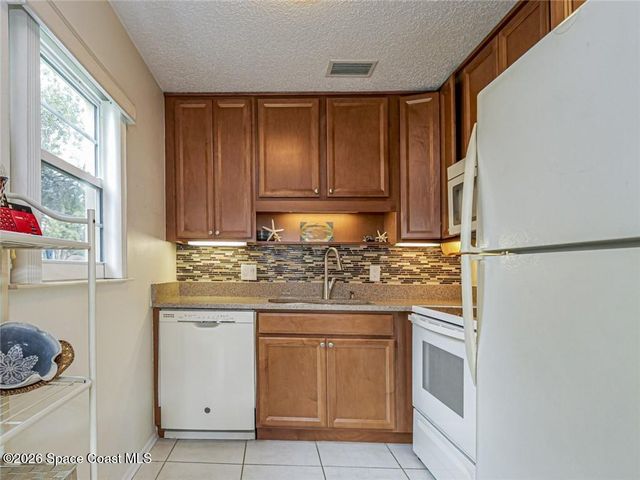 22 Vista Gardens Trail 103, Vero Beach, FL 32962