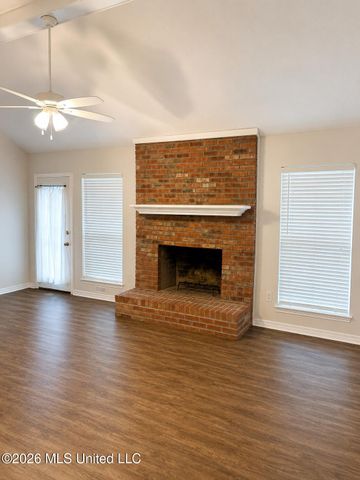 517 E Olympic Drive, Flowood, MS 39232