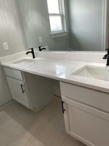 5049 Wilshire Drive 70, Dundee, MI 48131