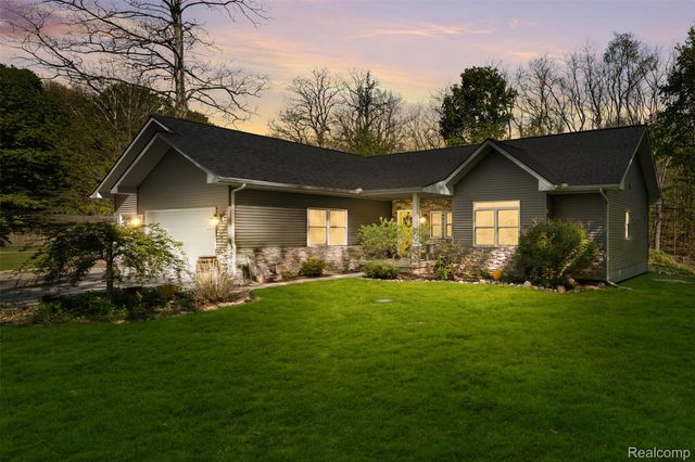 8306 Foster Road, Village Of Clarkston, MI 48346