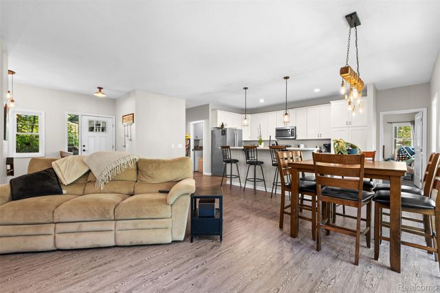 8306 Foster Road, Village Of Clarkston, MI 48346