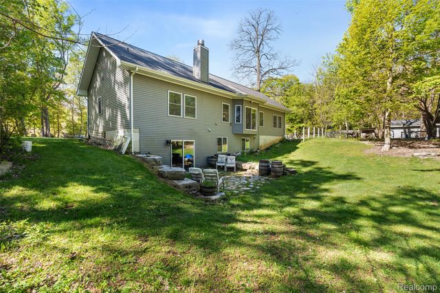 8306 Foster Road, Village Of Clarkston, MI 48346