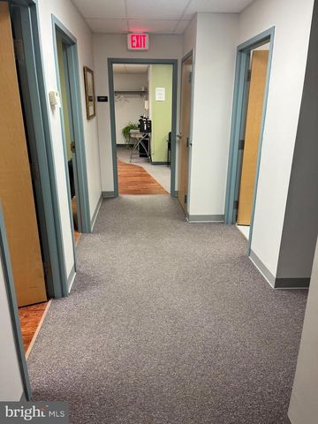 101 Progress Dr Lowr Level, Doylestown, PA 18901