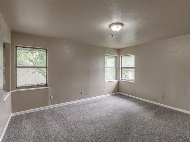 5900 S Blackwelder Avenue, Oklahoma City, OK 73119