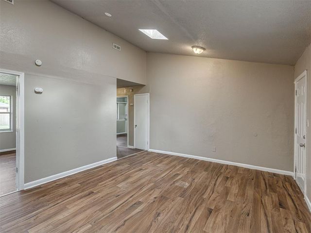 5900 S Blackwelder Avenue, Oklahoma City, OK 73119