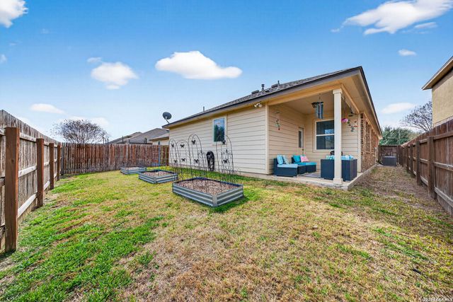 8238 TAFT CRK, San Antonio, TX 78254
