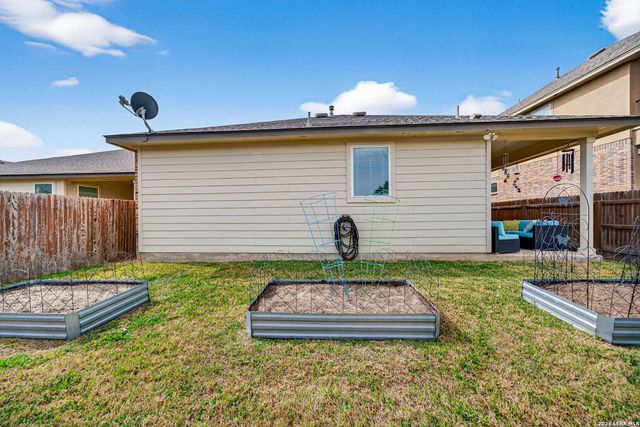 8238 TAFT CRK, San Antonio, TX 78254