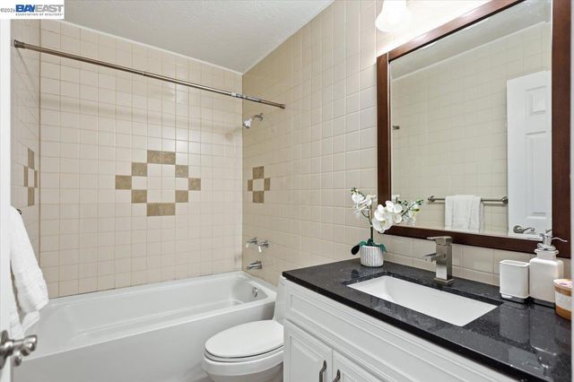 7447 Tamarack Dr, Dublin, CA 94568