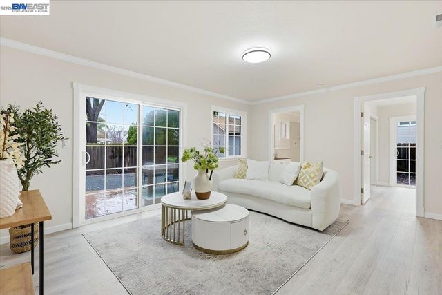 7447 Tamarack Dr, Dublin, CA 94568