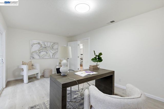 7447 Tamarack Dr, Dublin, CA 94568