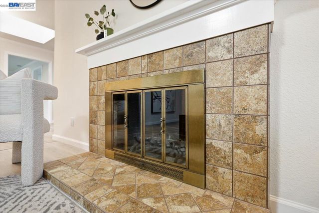 7447 Tamarack Dr, Dublin, CA 94568