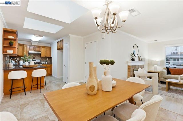 7447 Tamarack Dr, Dublin, CA 94568