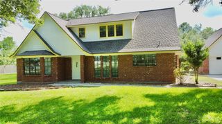 9166 Plantation Drive C810A, West Columbia, TX 77486