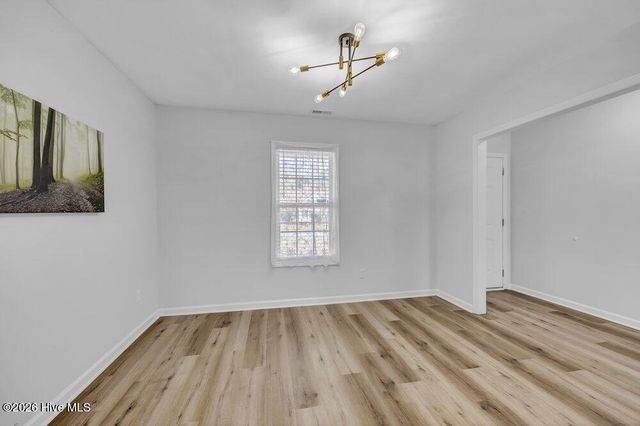 5200 Woods Edge Road, Wilmington, NC 28409