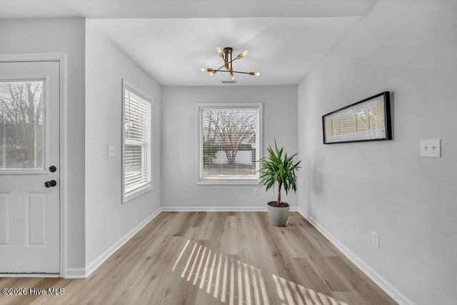 5200 Woods Edge Road, Wilmington, NC 28409