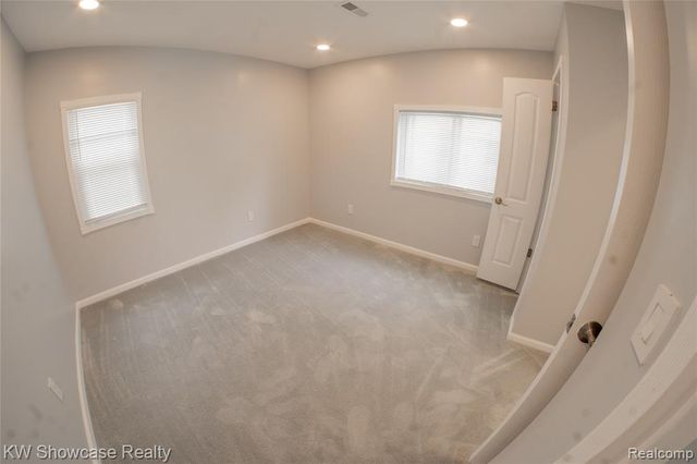 8234 Arlis Street, Commerce Twp, MI 48382