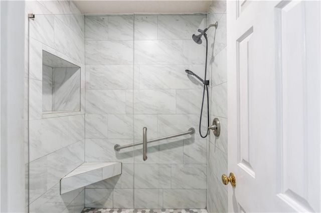 307 Jonaquil Avenue, Auburn, GA 30011