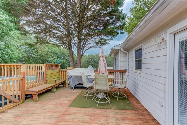 307 Jonaquil Avenue, Auburn, GA 30011