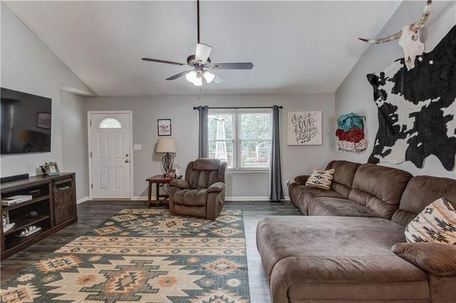307 Jonaquil Avenue, Auburn, GA 30011