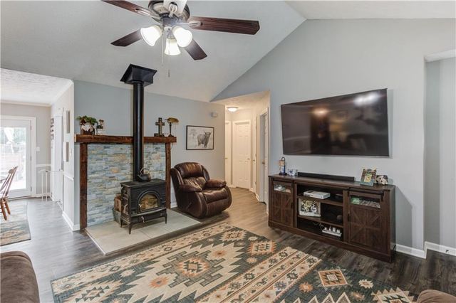 307 Jonaquil Avenue, Auburn, GA 30011