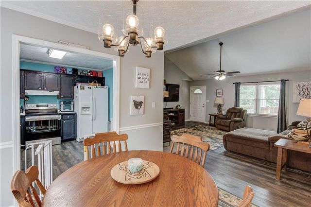 307 Jonaquil Avenue, Auburn, GA 30011