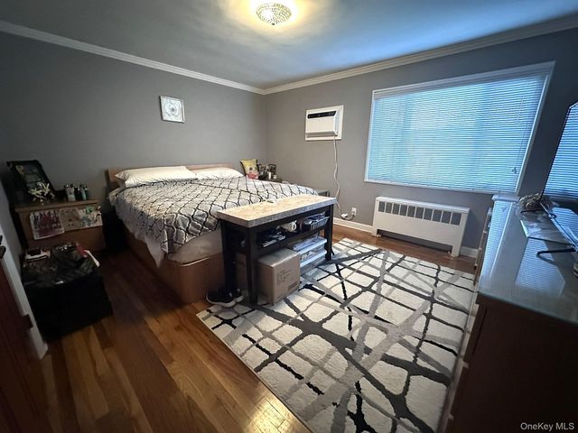 14-81 212 Street 270, Bayside, NY 11360