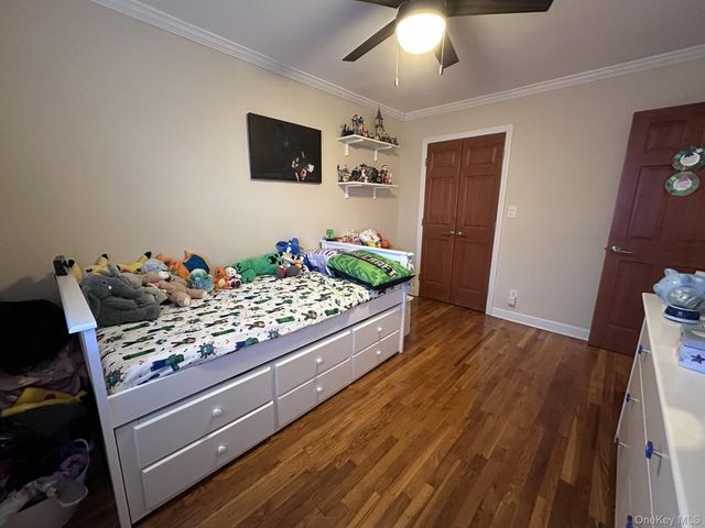 14-81 212 Street 270, Bayside, NY 11360