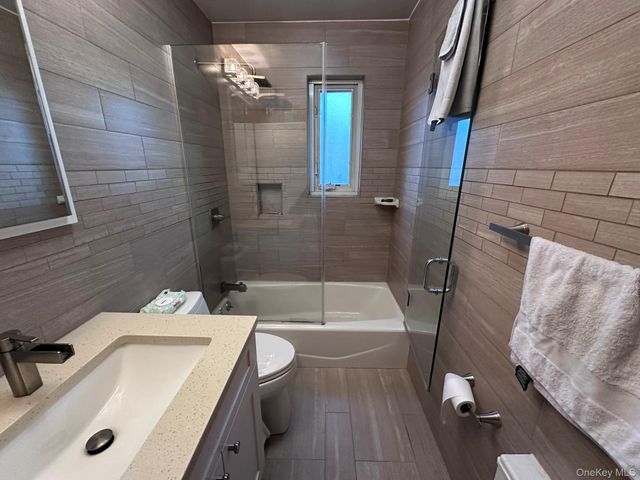 14-81 212 Street 270, Bayside, NY 11360