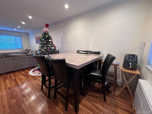 14-81 212 Street 270, Bayside, NY 11360