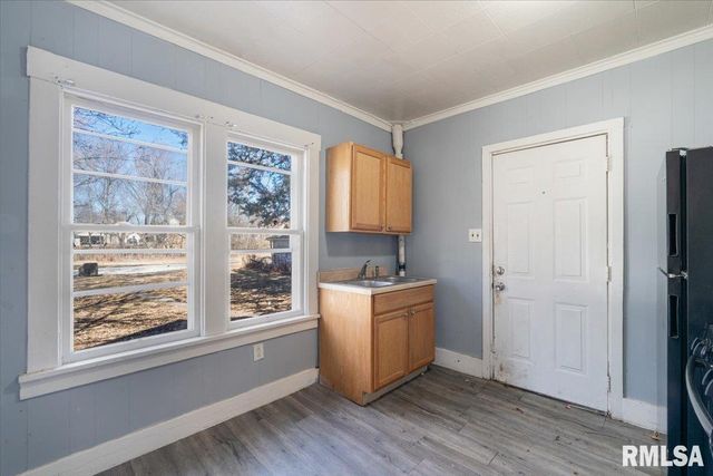 2947 13th Avenue, Rockisland, IL 61201